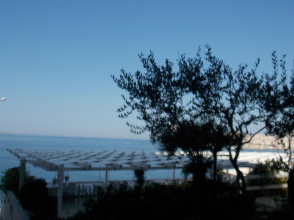 Hotel Erdano Sarande Exterior photo